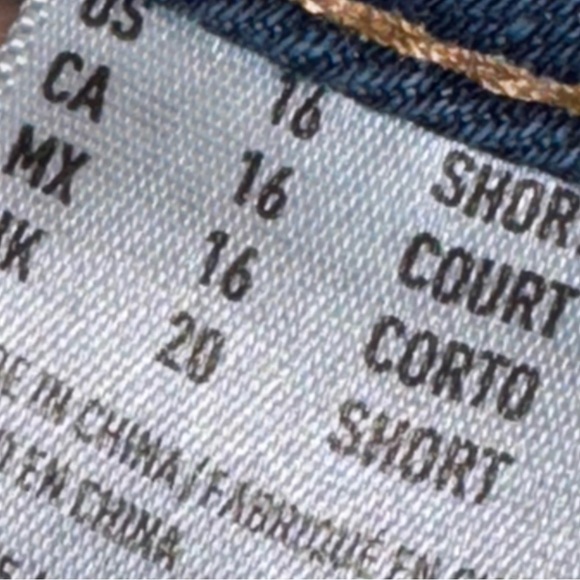 AEO Women’s Mid Rise Jegging Ankle Jean Destructed Size 16 Short - Picture 10 of 17